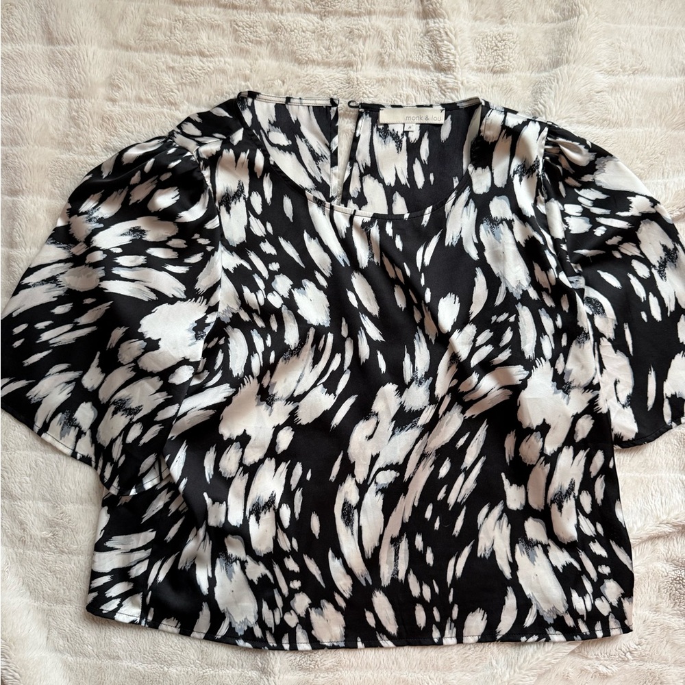 Stylish Black and White Women's Top